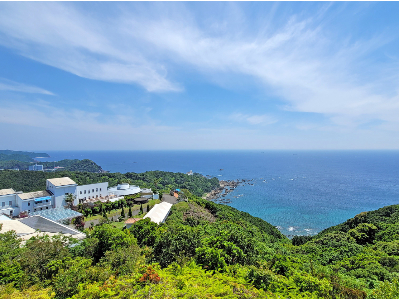 南紀白浜から15分!抜群の眺望と南国の草花に囲まれたリゾート