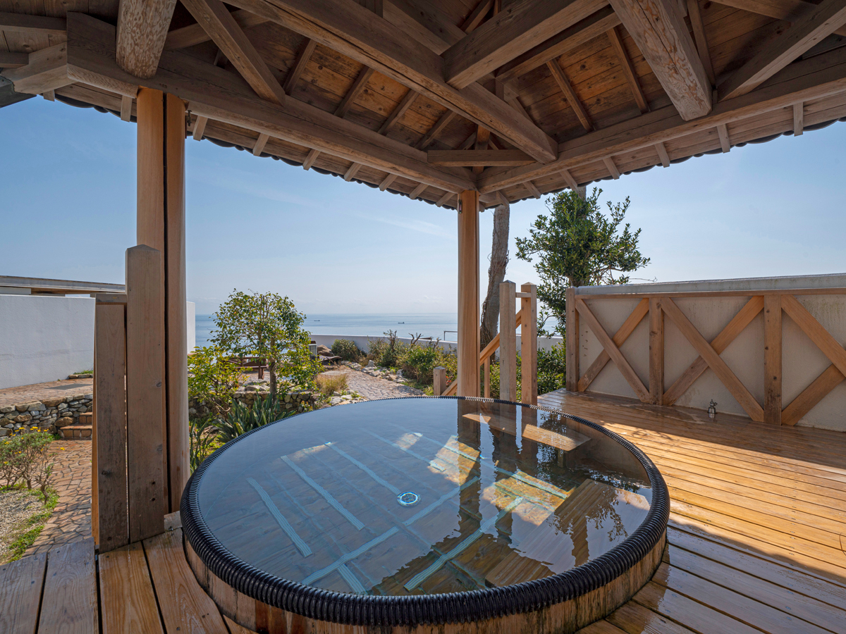 男性用露天風呂