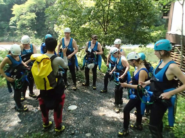 キャニオンズ奥多摩:2024年開催予定★キャニオニング もののけコース(ホーリー) 半日プラン 【写真・動画付き】