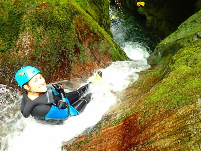 キャニオンズ奥多摩:2024年開催予定★キャニオニング ビッグもののけコース(ビッグホーリー) 半日プラン【写真・動画付き】