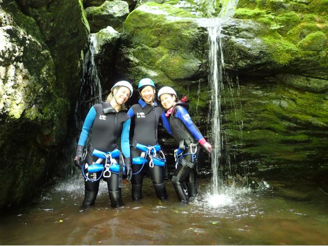 キャニオンズ奥多摩:2024年開催予定★キャニオニング ビッグもののけコース(ビッグホーリー) 半日プラン【写真・動画付き】