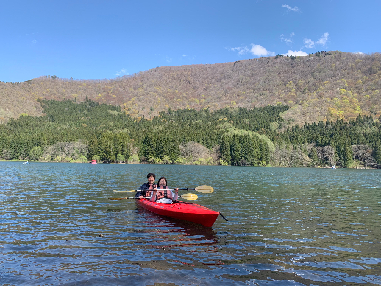 ���n���i�F�͐X�ƌ΂݂̂ł��B