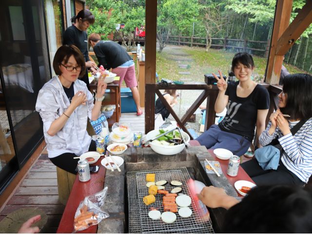 夕食はみんなでバーベキュー!(別途料金)