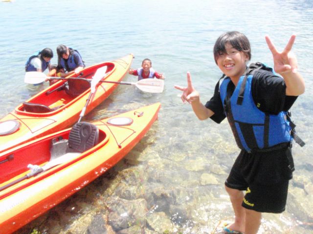 暑い日は休憩中に水遊びも楽しめます