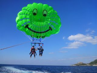 水納島ボートシュノーケル パラセーリング 1日上陸コース 沖縄 本部 美ら海水族館近く 5才 参加ok ファミリー 女性同士 カップルにおすすめ X Trip エックストリップ じゃらん遊び体験 水納島ボートシュノーケル パラセーリング 1日上陸コース 沖縄 本部 美ら海水族館近く 5才 参加ok ファミリー 女性同士 カップルにおすすめ X Trip エックストリップ じゃらん遊び体験