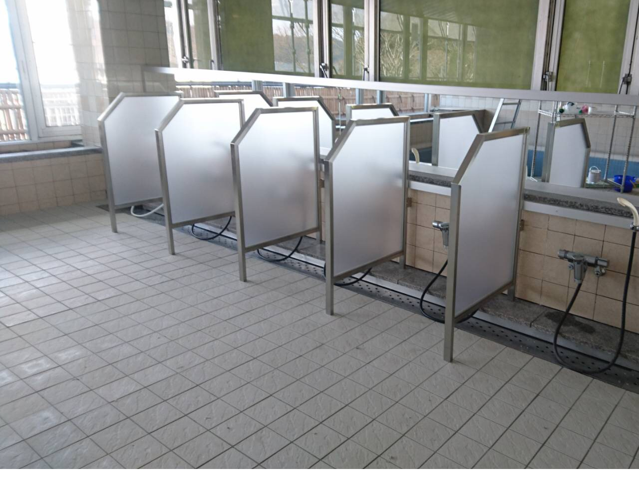 ��������T�[�r�X�I