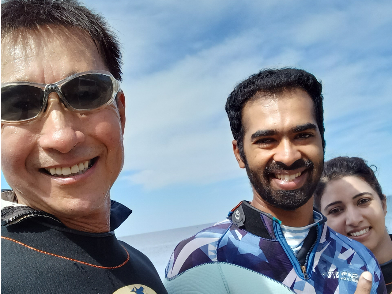 Many foreign divers will also participate.