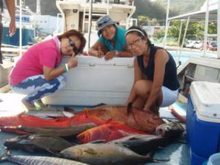 八丈島 伊豆大島 伊豆諸島 小笠原諸島 海釣り 釣り船 日帰り旅行 遊び アクティビティ体験一覧 トラベルコ