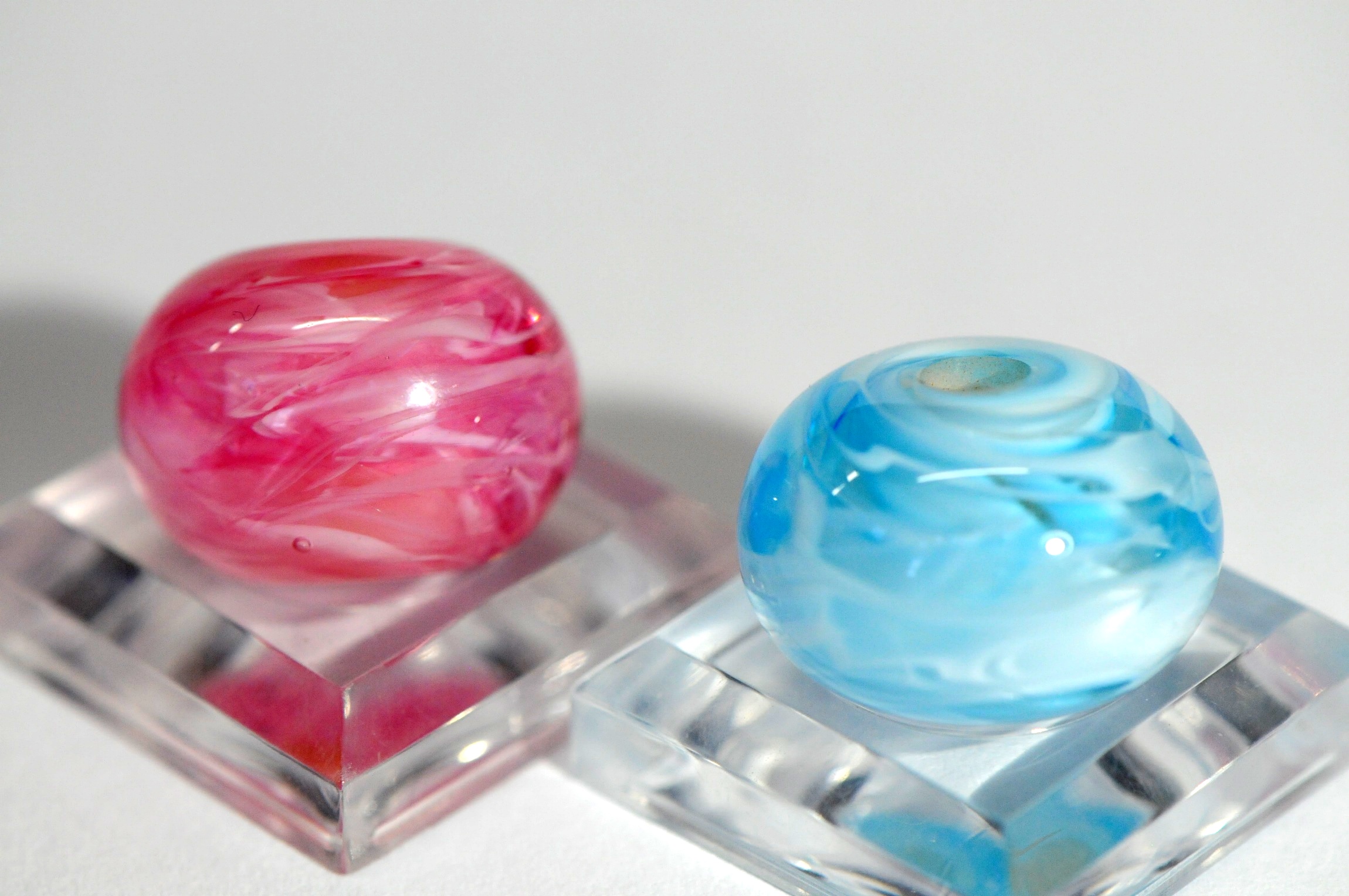 マーブル模様、体験で作る基本の模様です。