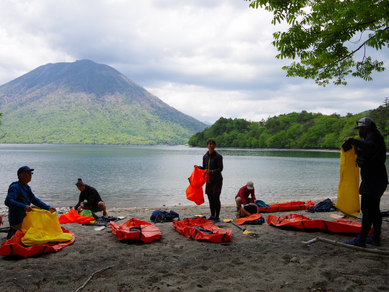 ̃pbNtg͎Ŗc܂܂B̍ƂȂȂyII