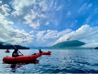 日光国立公園を代表する絵画のような天空の湖からの景色を眺めながらのパドリング