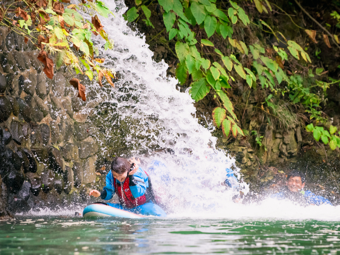 みんなで温泉?に突入!!