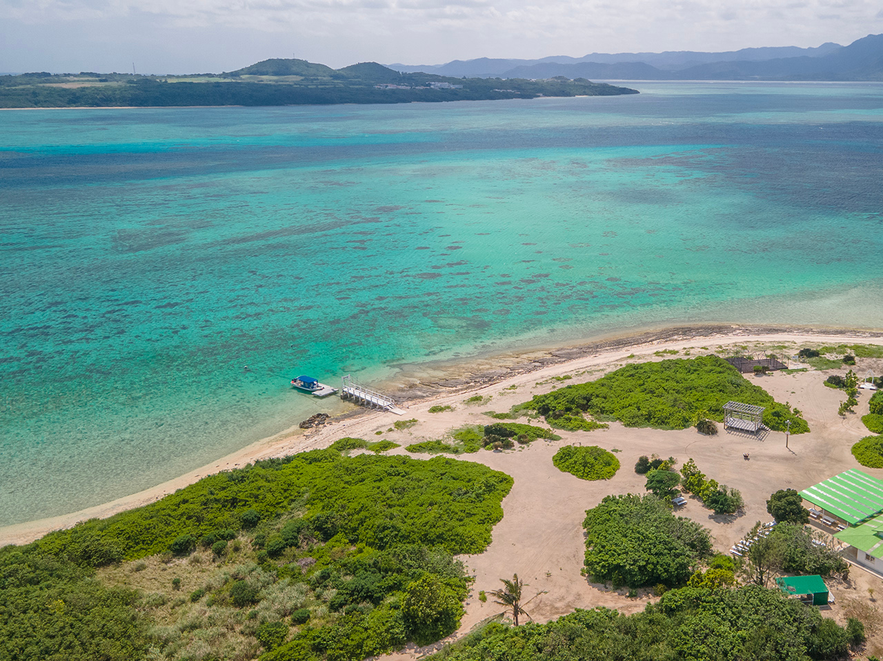 無人島カヤマ島
