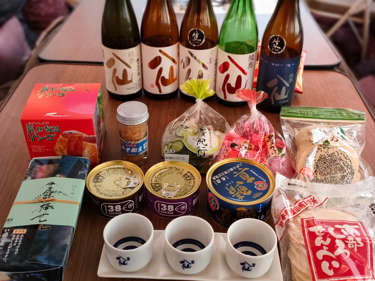 VvIːlC̐HוyYiiTo_AToʁA^CJɂ݂AЕAׂAAbvpCA̓mAr[P{ti͕ʓrj