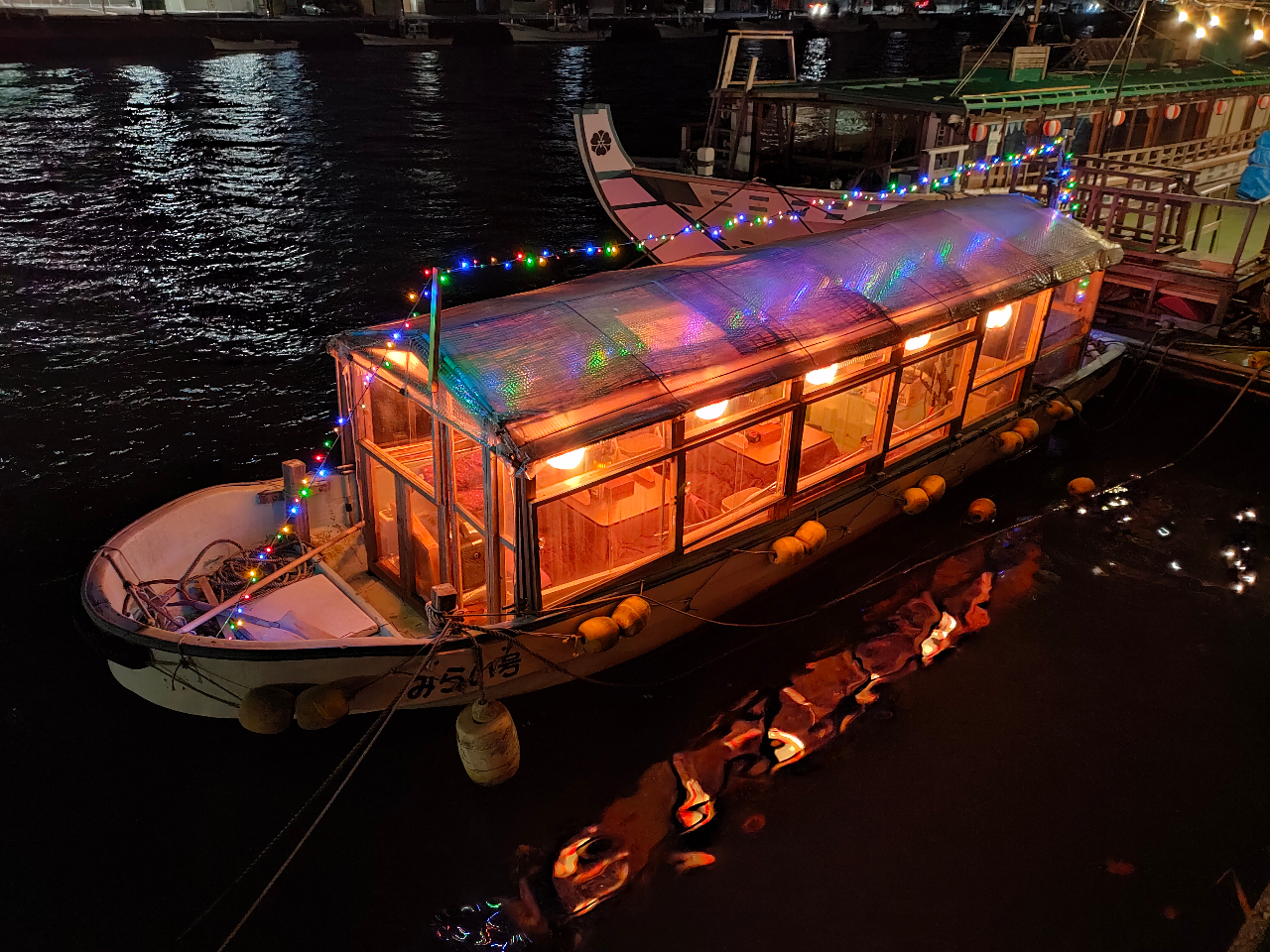 夜の貸切船！酒の肴料理＆陸奥八仙飲み放題と工場夜景プラン！八戸