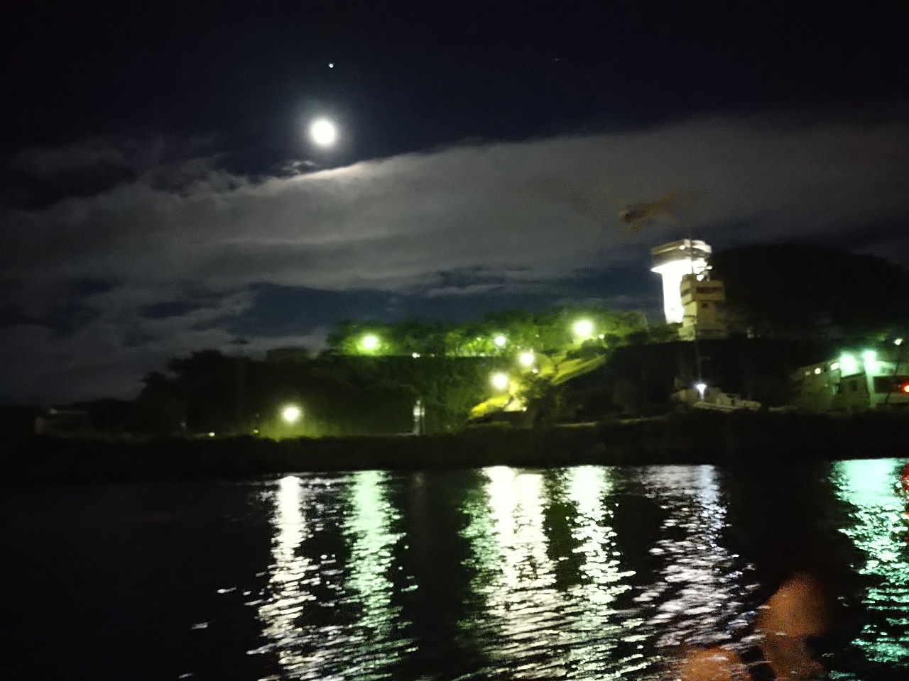 AVCǂΊڕ@̂ƃ^[̏Ɍ܂B