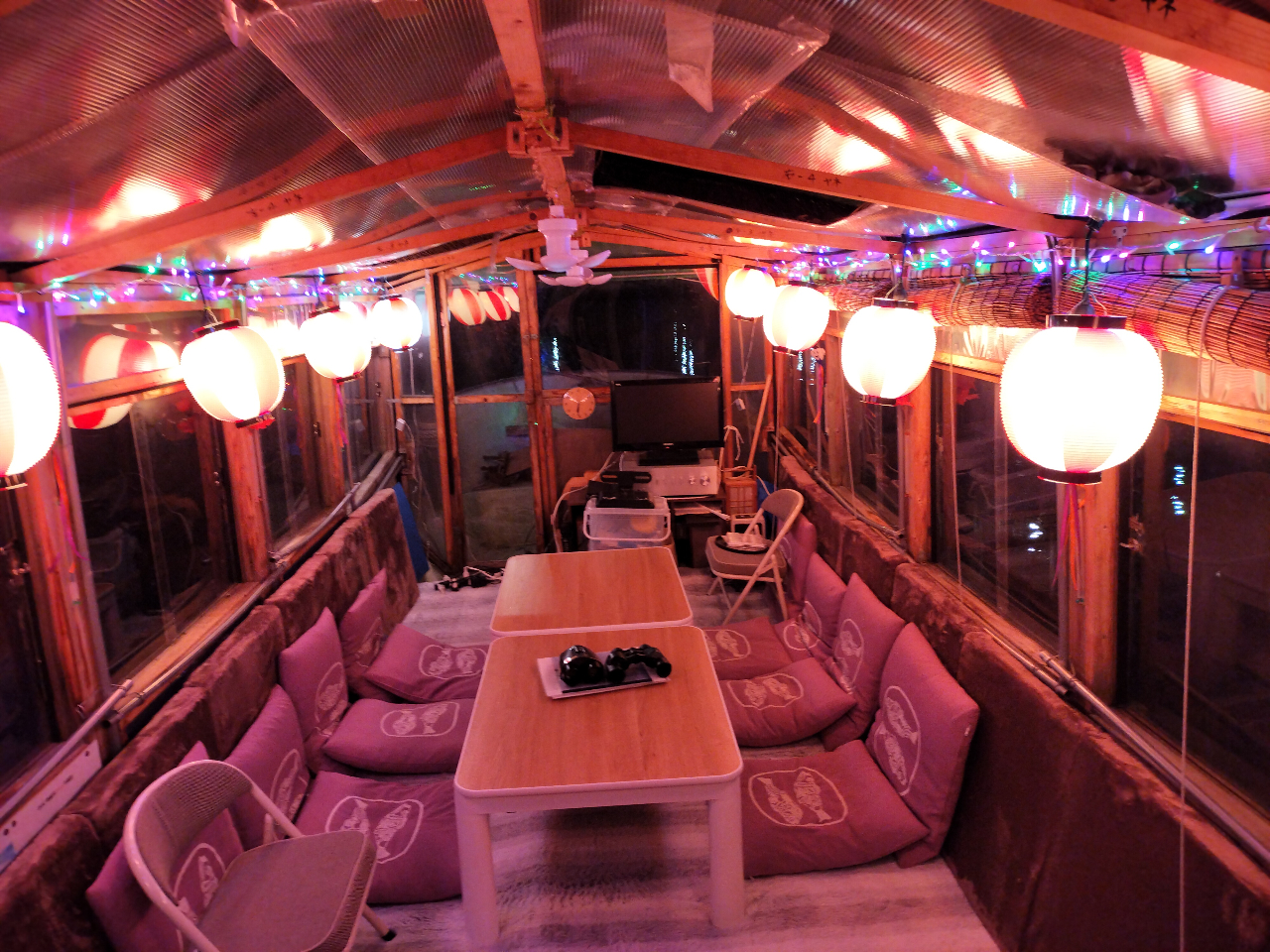  e[uEO~ENbVEC~l[V͗lւ܂ I