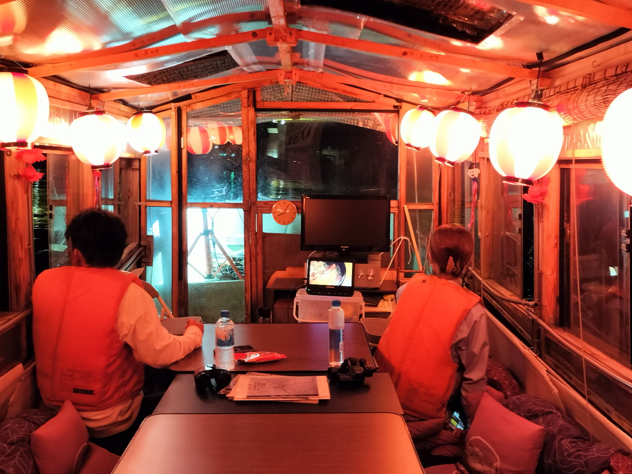 y˂`D݂炢DizŒg܂ȂAHiyރJbvqlB