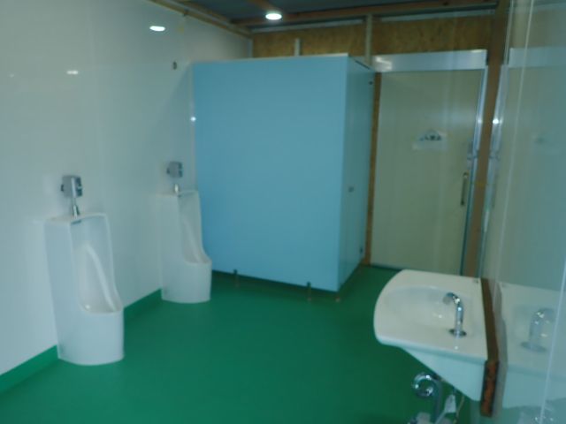 男性用トイレ