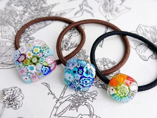 ヘアゴム大・中・小タイプ。ゴムのカラーは茶色or黒からお選び頂けます。大のみポニーフックにも別途料金で変更可能です!