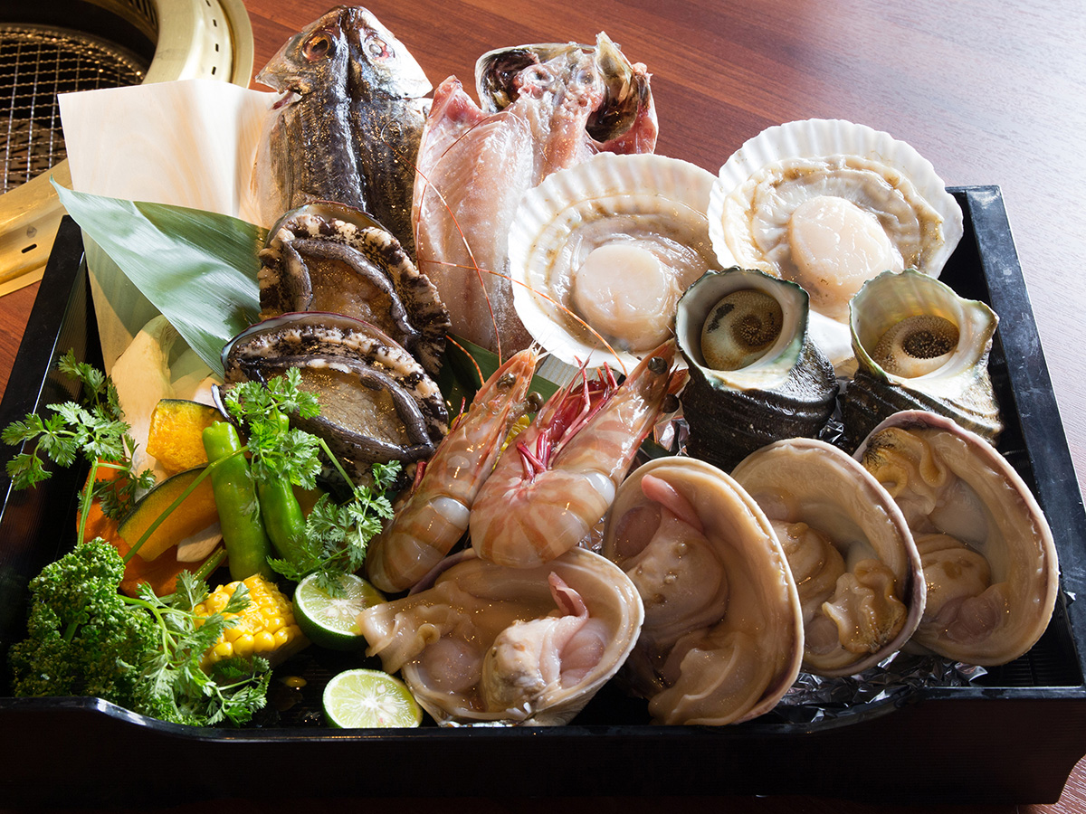 �C���ق̗����l���ᖡ�����A�I�肷����̐H�ނ����p�ӁB�T�U�G�A��A�T���A�z�^�e�A�{���̈�銱���Ȃǂ������ߊC�Y���ɉ����A��l�ɂP�A���r�������ґ�ȃv�����ł��I