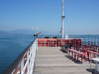 ミシガン4Fスカイデッキ。最上階の開放的なデッキから眺める琵琶湖の景色をご堪能下さい。