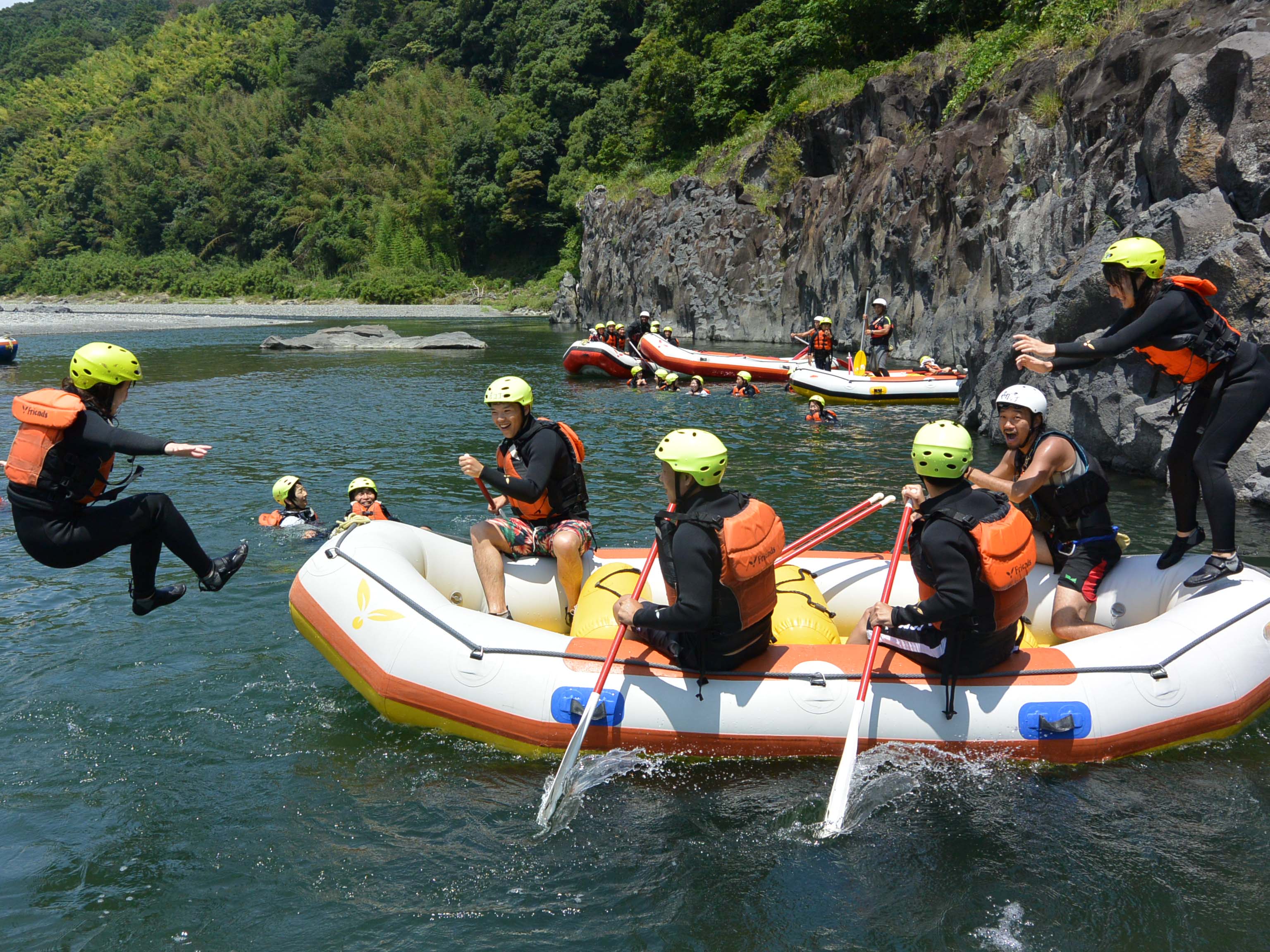 ����Ɏ������͓��{�ŏ��߂čŐV�̐S���w�u�t���[���_�v���̗p���A�Q���҂����Ԃ�Y��Ė����ɂȂ��悤�Ȋw�I�Ɋy�������f�U�C���B2024�N�����x83.3���������I