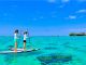 透明度高い海をSUPクルージング