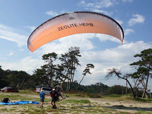 離陸はちょっと走るだけ。ジョギング程度ができれば大丈夫です。