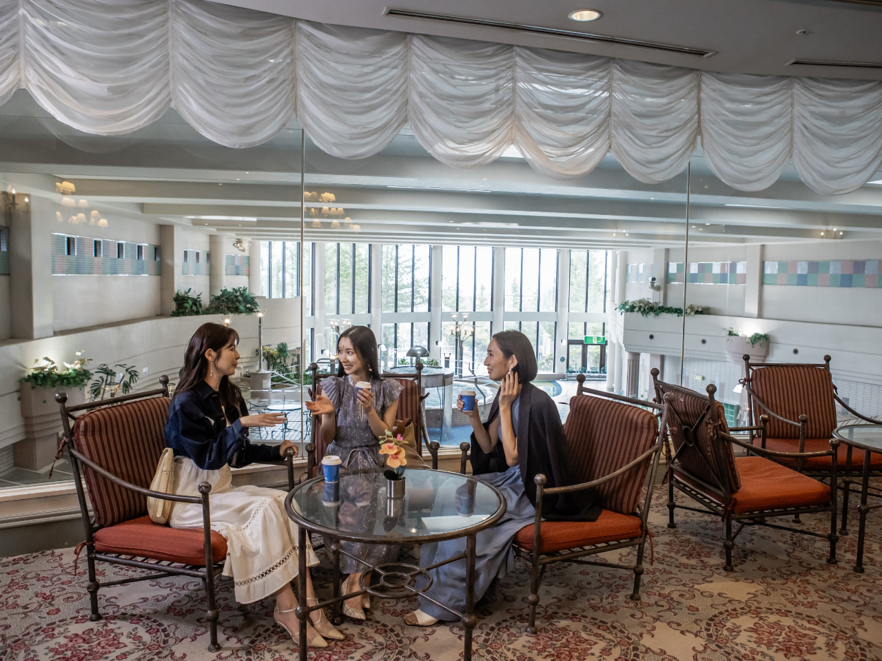 ラウンジ「フォアシュピール」の様子