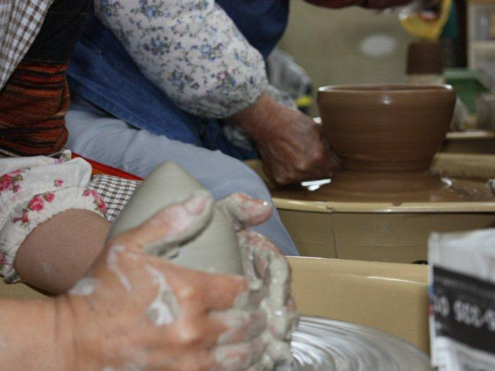 陶芸がまったく初めての方でも安心。