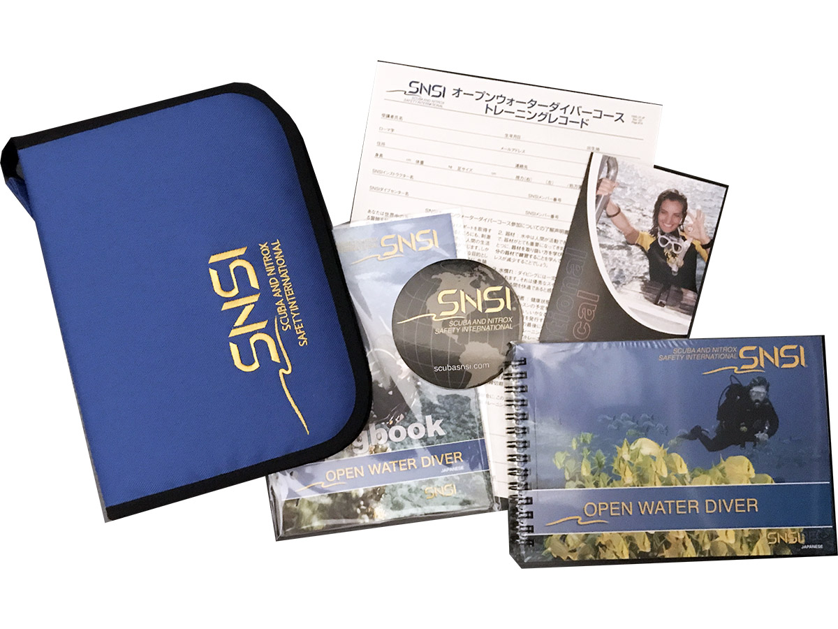 _CrOL^郍OubNtJ[̌₷{ȂǏ[̋ރZbgtĂ܂