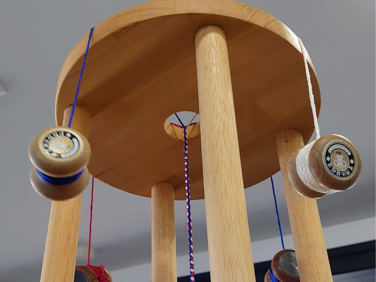 4̃R}gĂDȎAF̃~TK܂