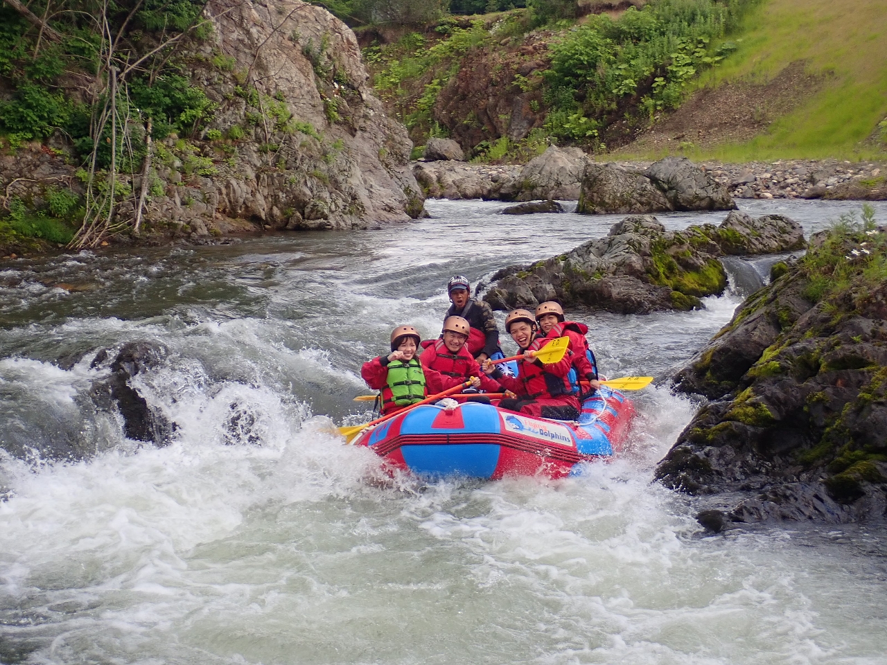 R[X̓rɂ́AƂ݂AXOȑ̌ł܂B{[gŌɂ́AoLxȃX^bt悵Ă܂̂ŁASɑD܂B