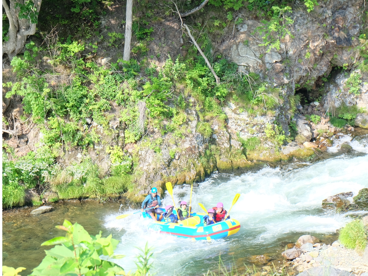 DOɂ́ASuKsāAySɃteBOĂ܂B}ł́Aphグ̂ԈSłB