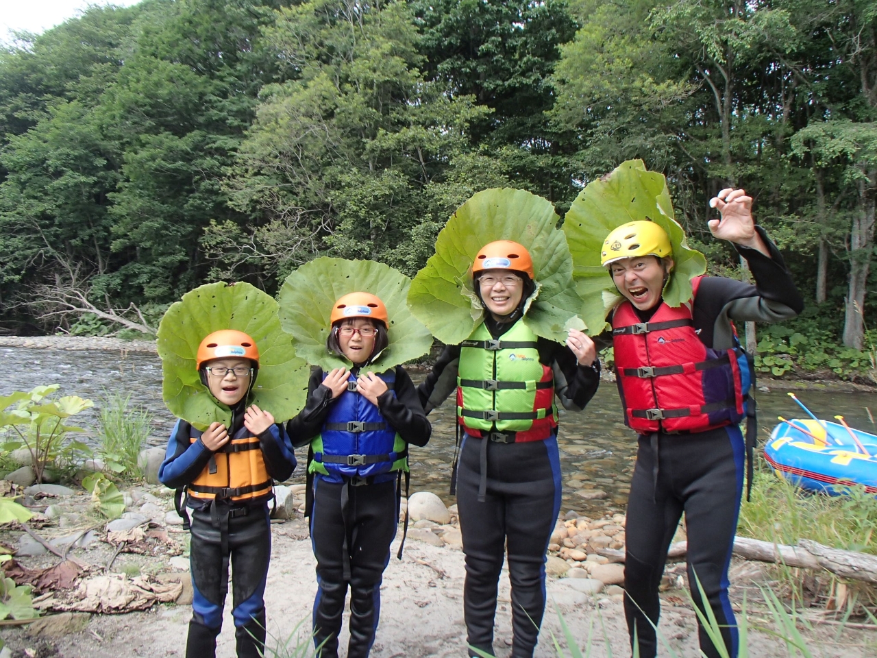 X^btAʐ^BeĂ܂BBeʐ^́ACD-ROMɂĔ̔Ă܂̂ŁA̎voɂłH