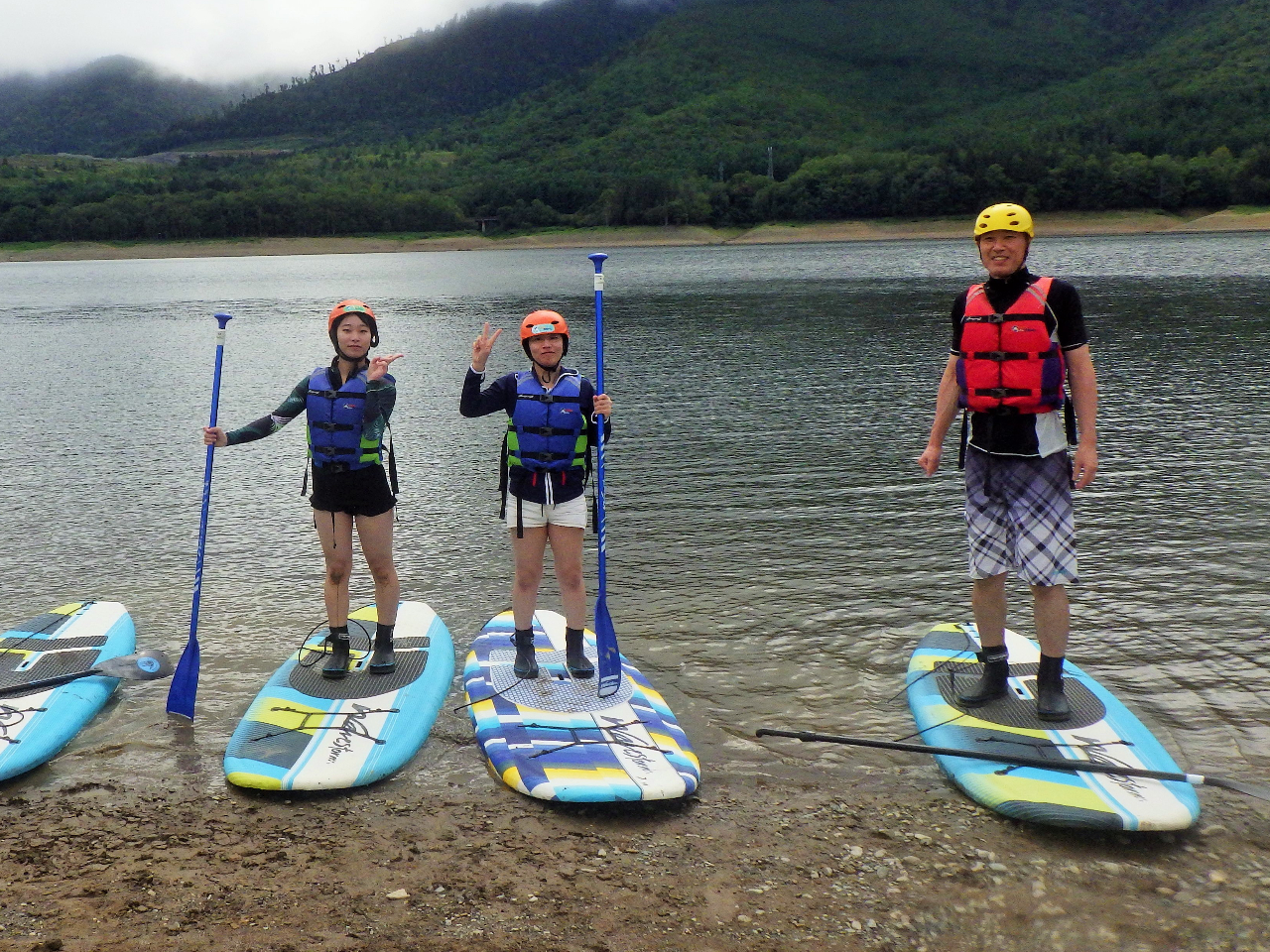 ≪富良野≫かなやま湖 のんびり湖上SUPツアー半日コース 午前の部：9