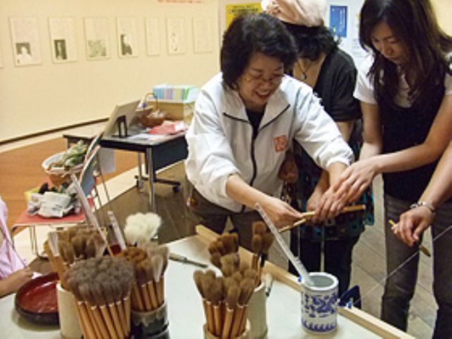 おひとり様から15名様まで
ならまち古民家長屋で体験頂けます
