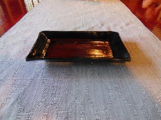 軽くて扱いやすいので和菓子やケーキを乗せたり、チーズ・お刺身の盛り合わせ等にもお使いいただけます。指輪やネックレスなどの小物入れにしてもおしゃれです!