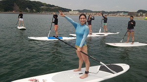 いつも穏やかで神奈川県ではナンバーワンのSUPゲレンデの逗子海岸