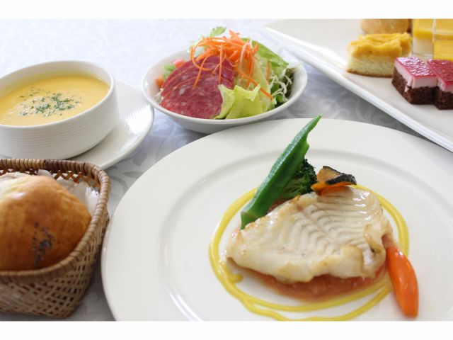 ジュニアプラン魚(白身魚のムニエル)