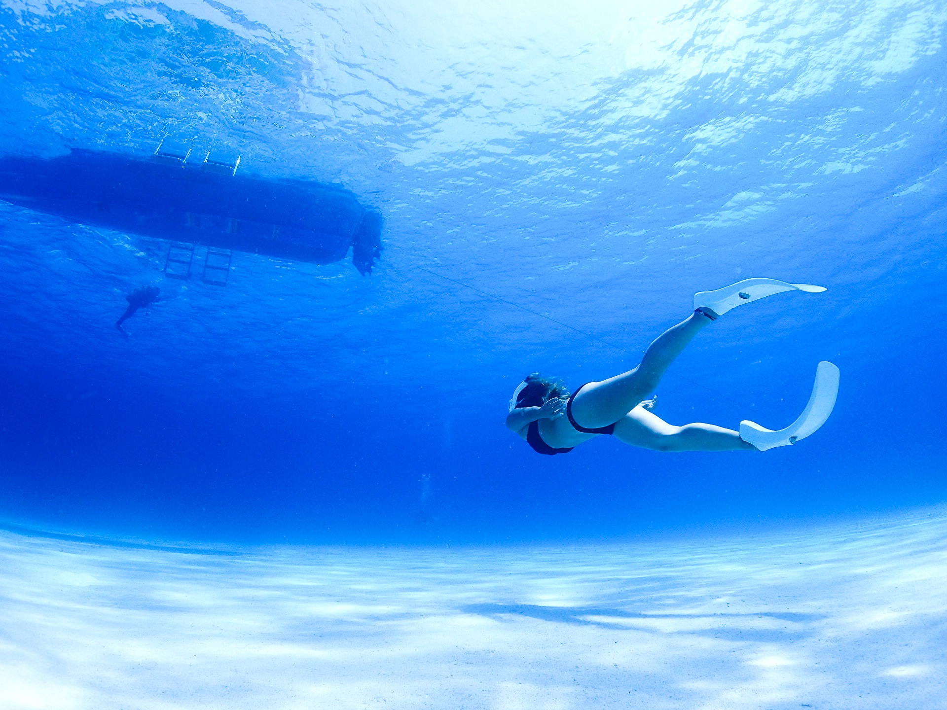 ʐ^̎Be̓X^bts܂B]̎ʐ^΃X^btɋĉI