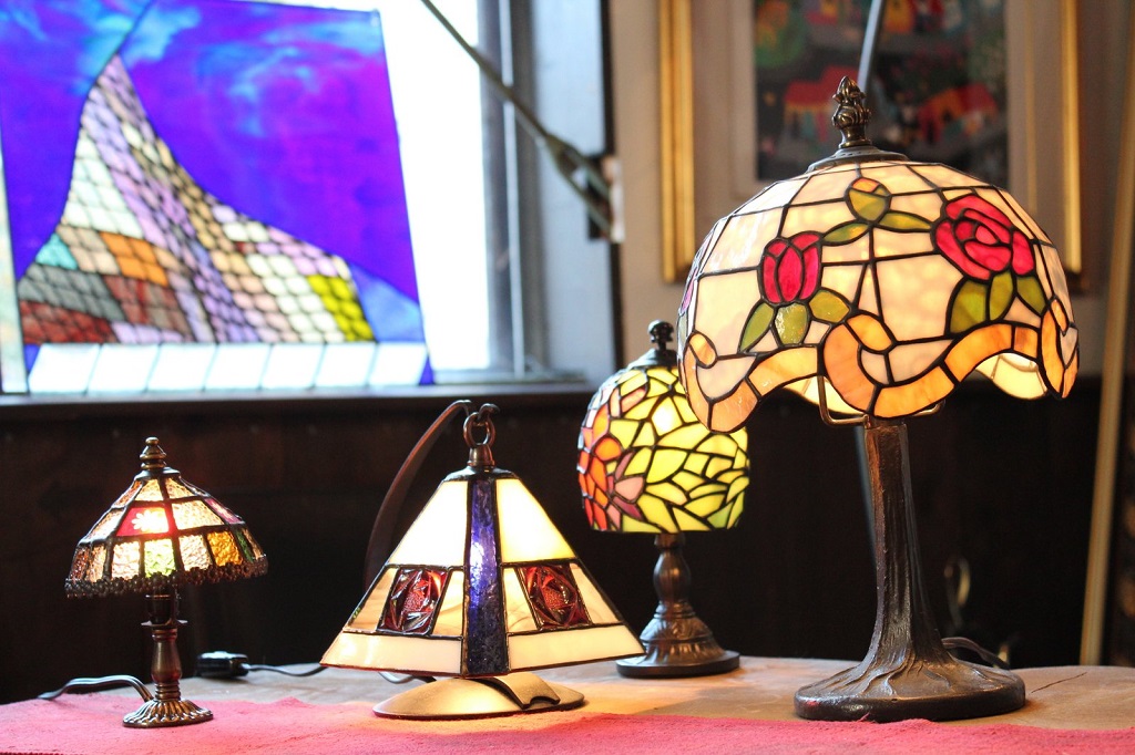 初心者歓迎 ステンドグラス 小物入れ 制作体験 おひとり様2500円 オボロステンドグラス工房 じゃらん遊び体験 初心者歓迎 ステンドグラス 小物入れ 制作体験 おひとり様2500円 オボロステンドグラス工房 じゃらん遊び体験