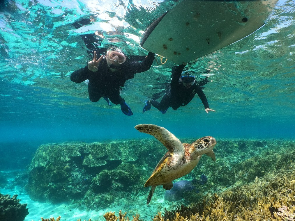 透明度抜群の宮古BLUEで、想い出写真もGOOD!!