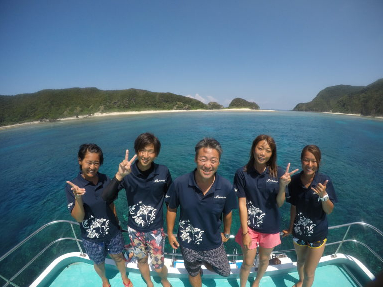 AChbZ[W̃X^btDEegɁEJɂēv܂BF܂̂Q҂Ă܂