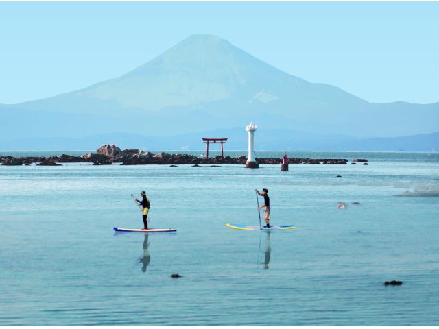 葉山の中でも最高なロケーションの真名瀬ビーチ
