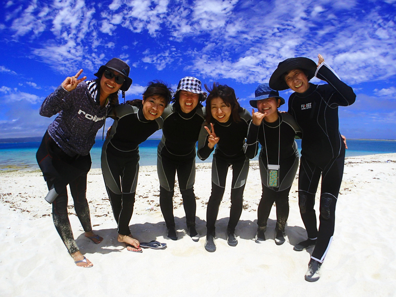 ランチ後はビーチでのんびり