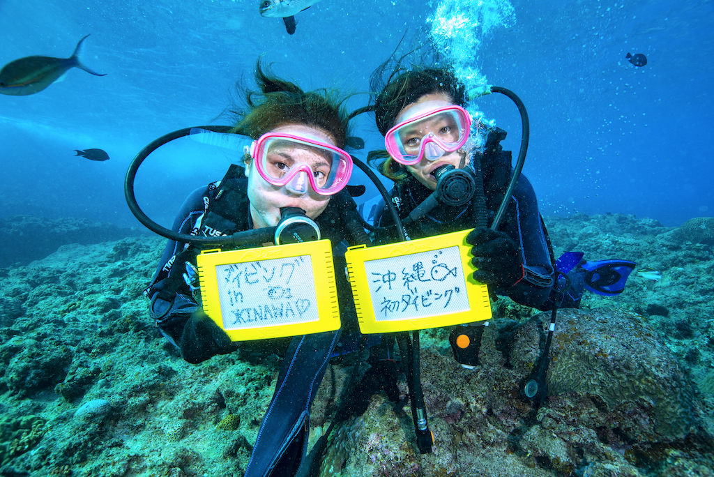 水中ノートで水中でも会話を楽しもう!