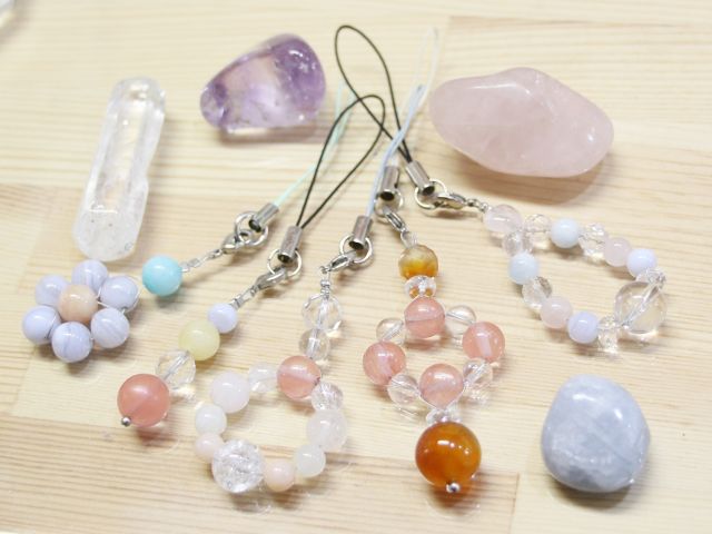 ストラップの場合は2つお作りいただけます♪