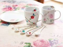 体験例 マグカップ1つ お皿1つ スプーン5本 15pタイル 等